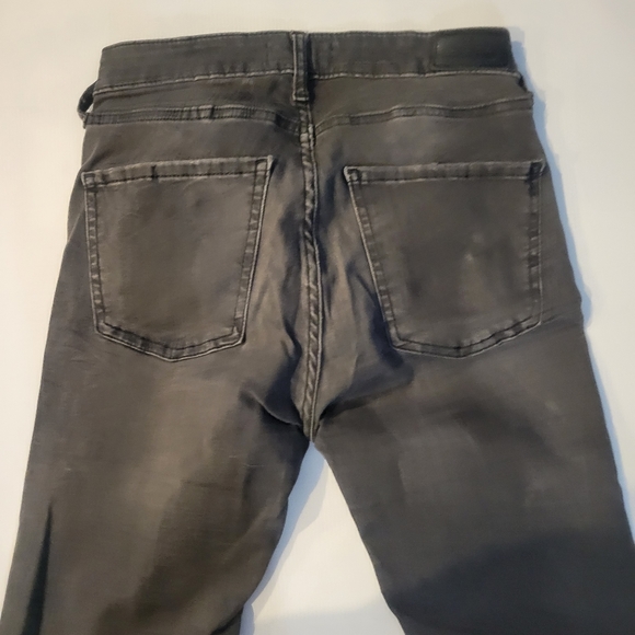 Zara gray  Premium denim size 2 short - Picture 2 of 5